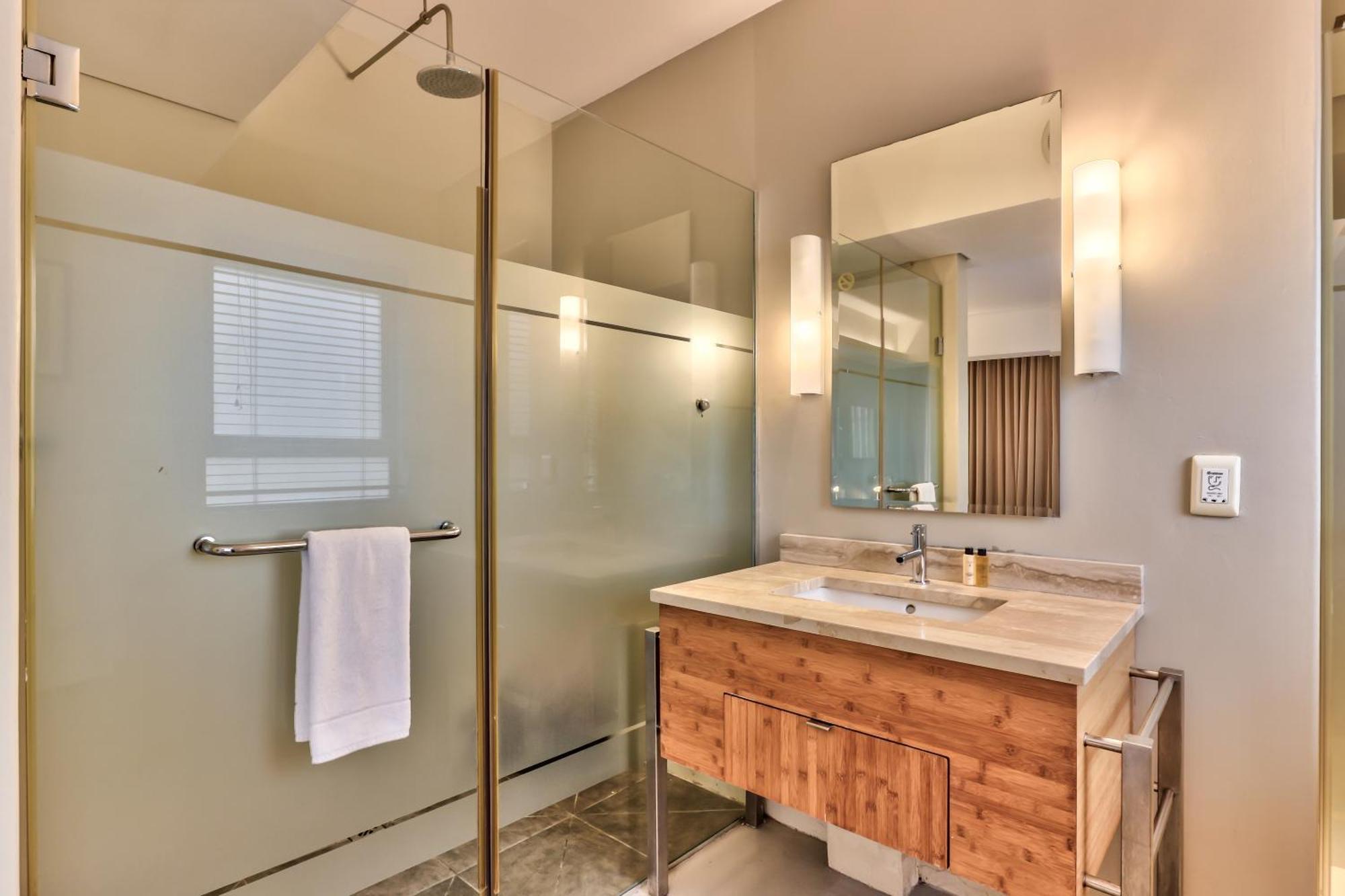 Wink Aparthotel Foreshore Cidade Do Cabo Exterior foto